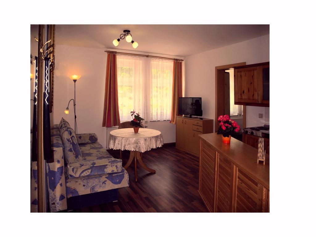 Pension Schwarz บาดชานเดา ภายนอก รูปภาพ